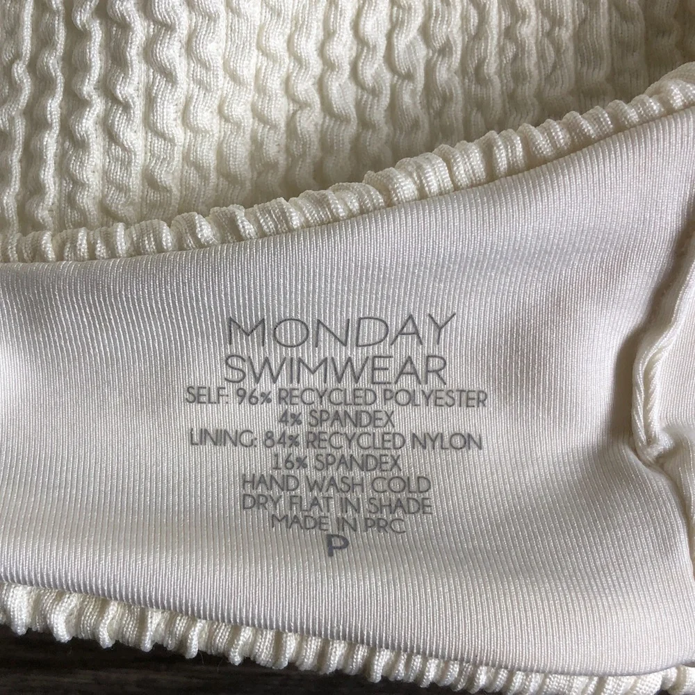 Monday Swimwear Portugal Tie Bikini Top Ivory Crinkle P XS 0 2